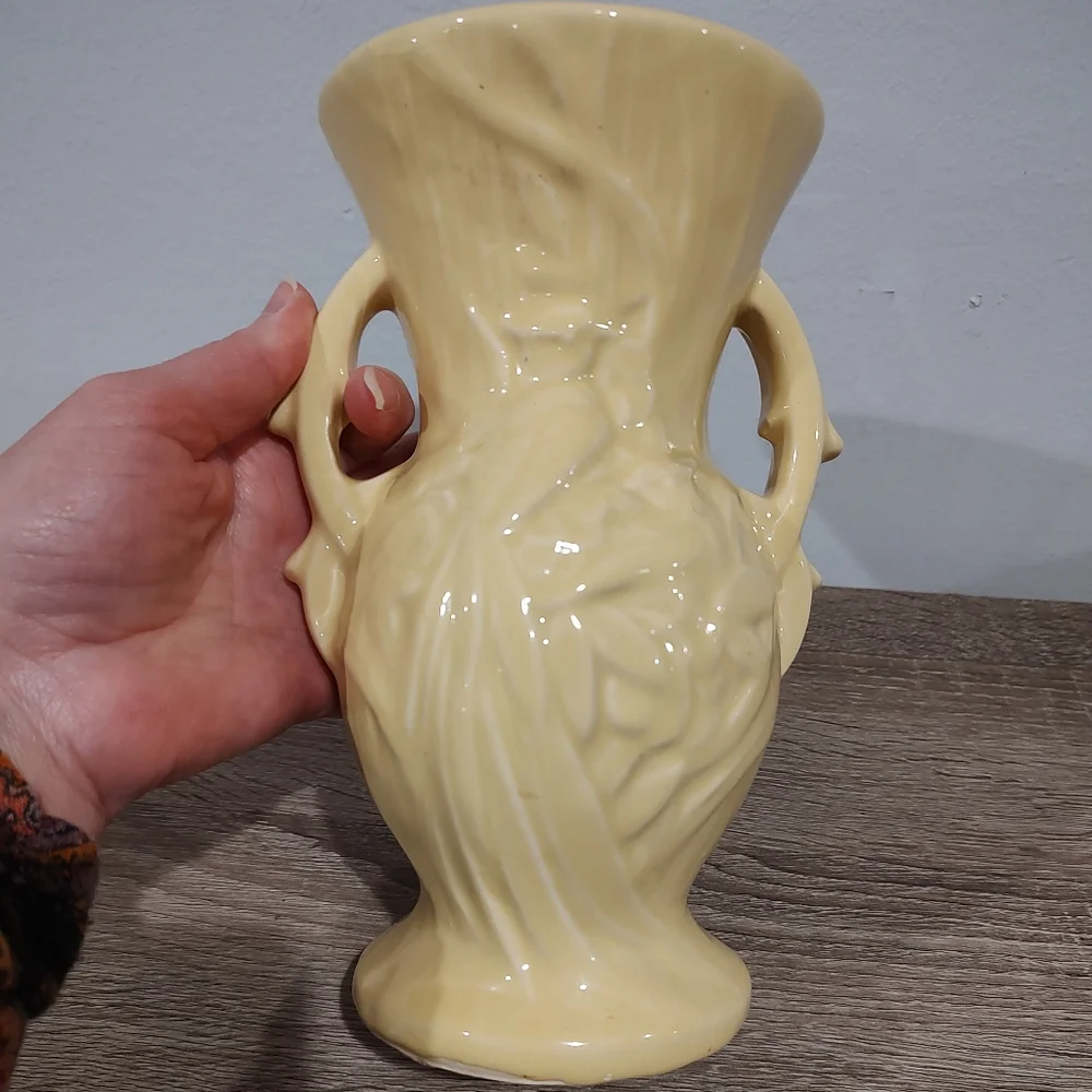 McCoy Pottery Vintage Bird of Paradise Double Handle Vase Yellow MCM 1940s